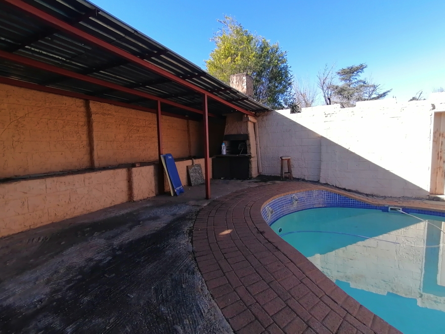 4 Bedroom Property for Sale in Stilfontein Ext 4 North West